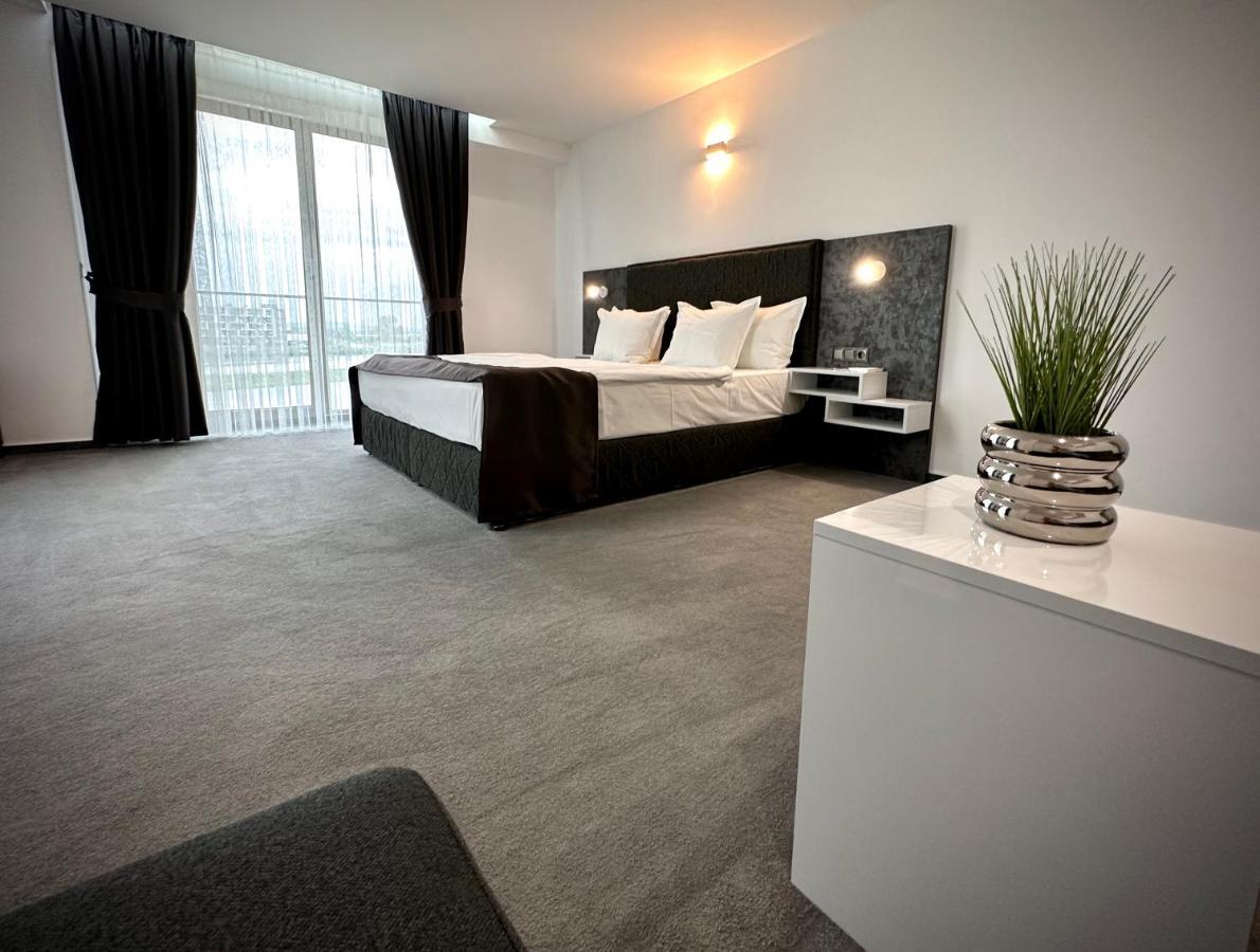 Hotel Del Ponte à Svilengrad Extérieur photo